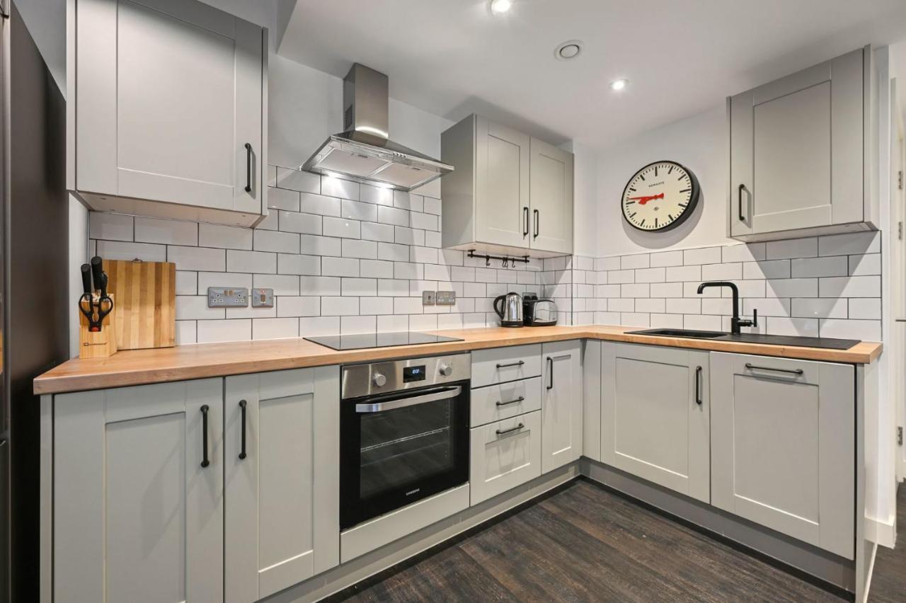 Modern And Chic Apartments At Ferrum Near Wembley Park ロンドン エクステリア 写真