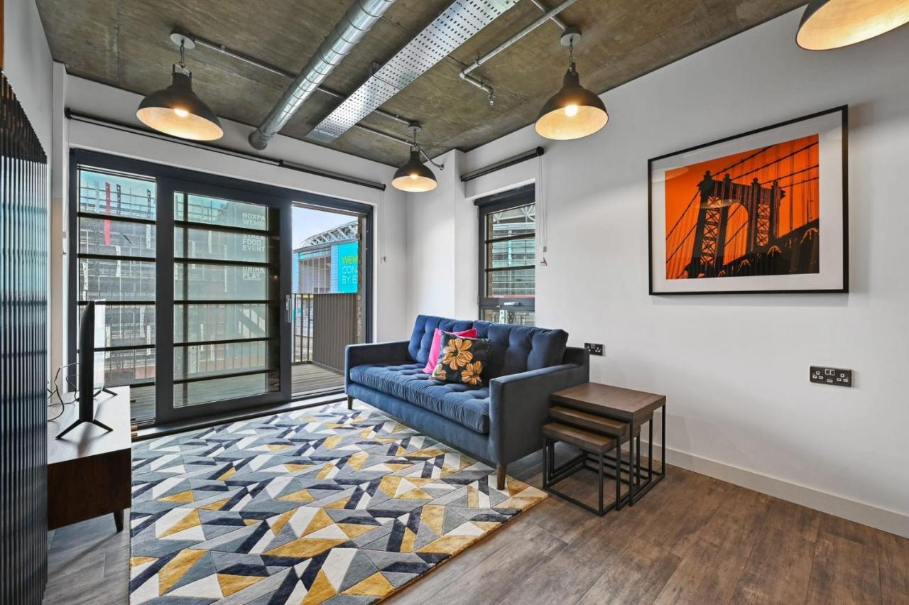 Modern And Chic Apartments At Ferrum Near Wembley Park ロンドン エクステリア 写真