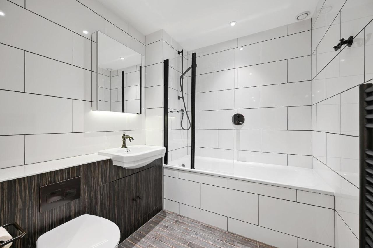 Modern And Chic Apartments At Ferrum Near Wembley Park ロンドン エクステリア 写真