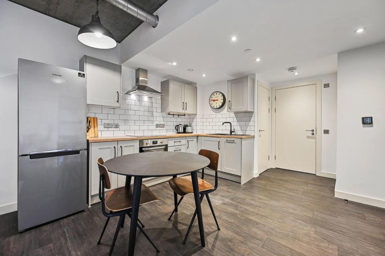 Modern And Chic Apartments At Ferrum Near Wembley Park ロンドン エクステリア 写真