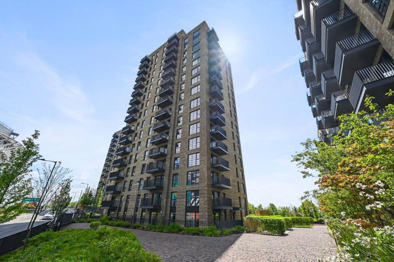 Modern And Chic Apartments At Ferrum Near Wembley Park ロンドン エクステリア 写真