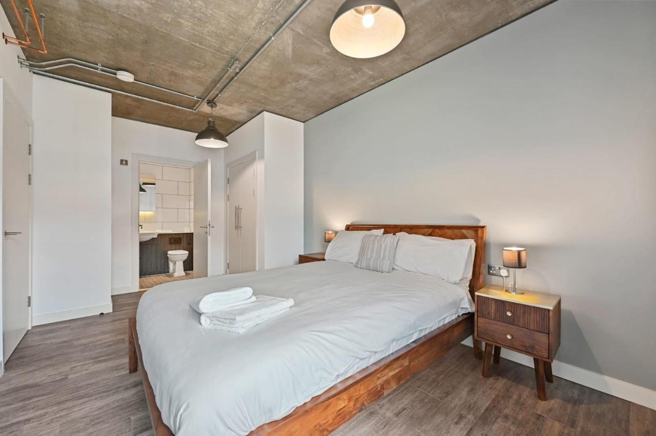 Modern And Chic Apartments At Ferrum Near Wembley Park ロンドン エクステリア 写真